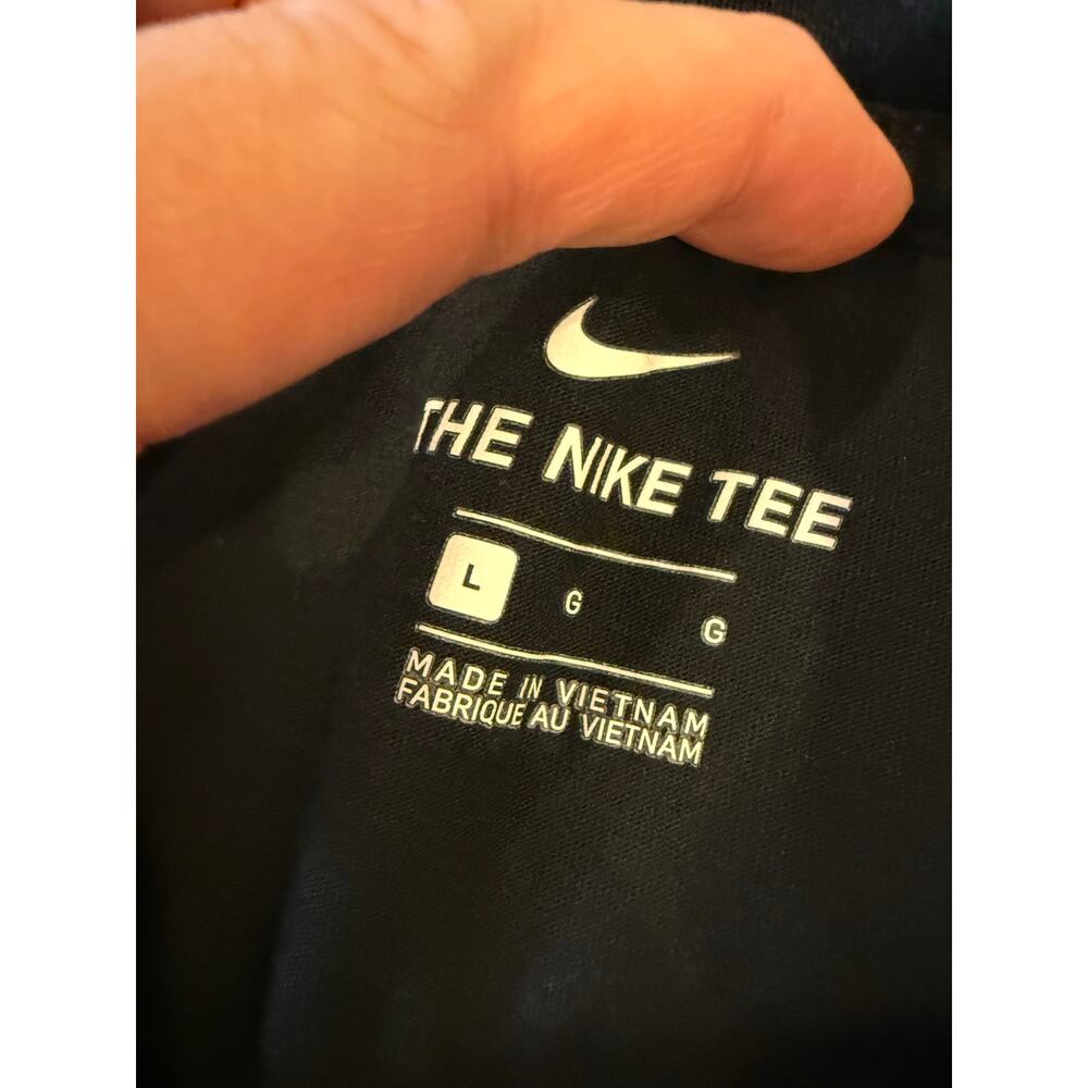 NIKE Black with Neon Logo The Nike Tee Men L - Picture 3 of 6